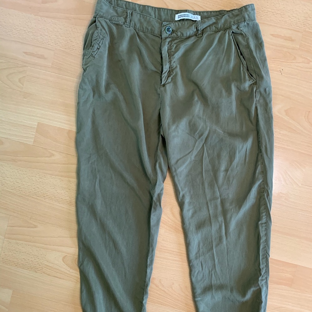 Zara Loose Basic Pants in Olive green
